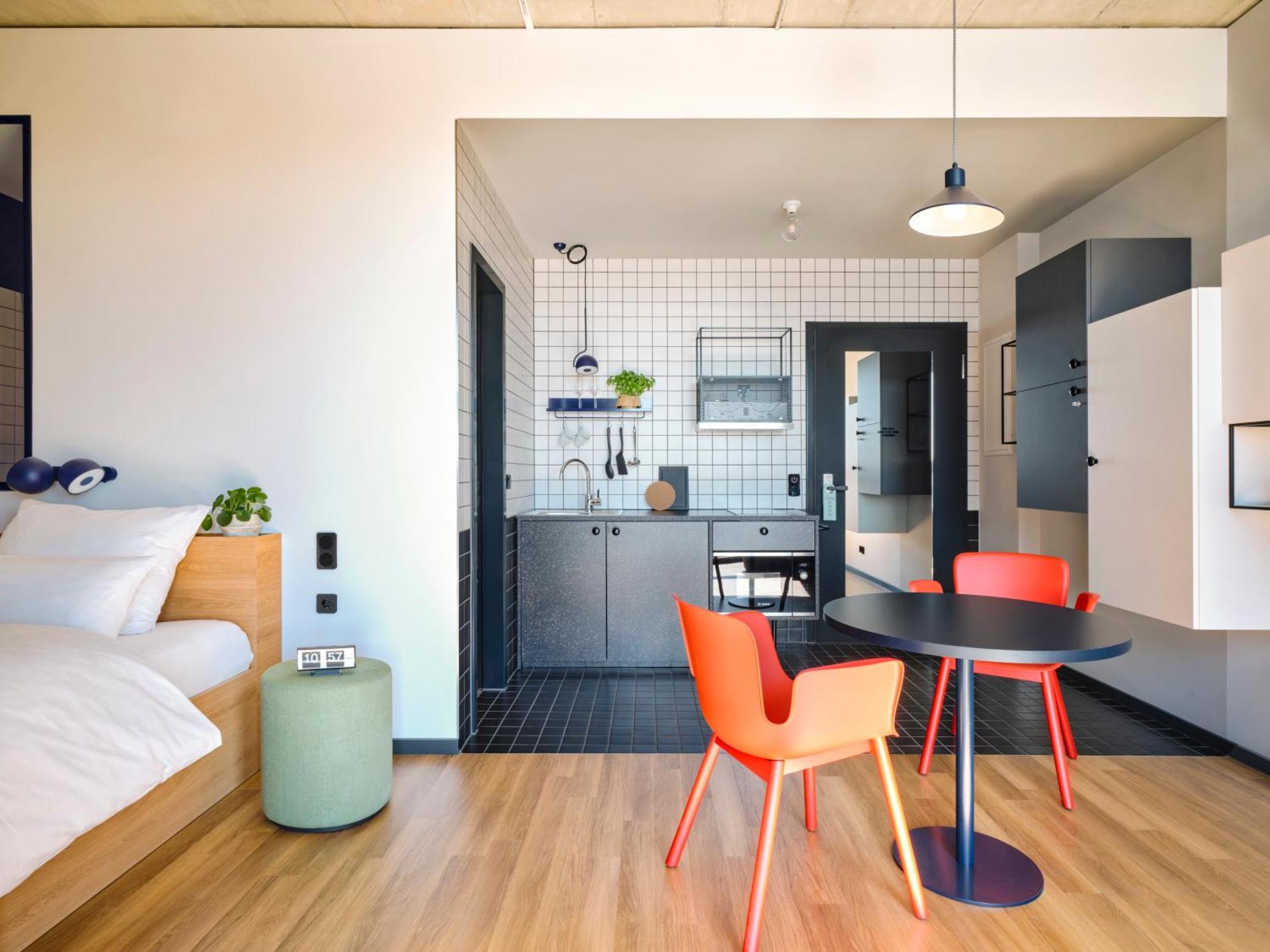 Stayery Guetersloh Hauptbahnhof Eksteriør bilde